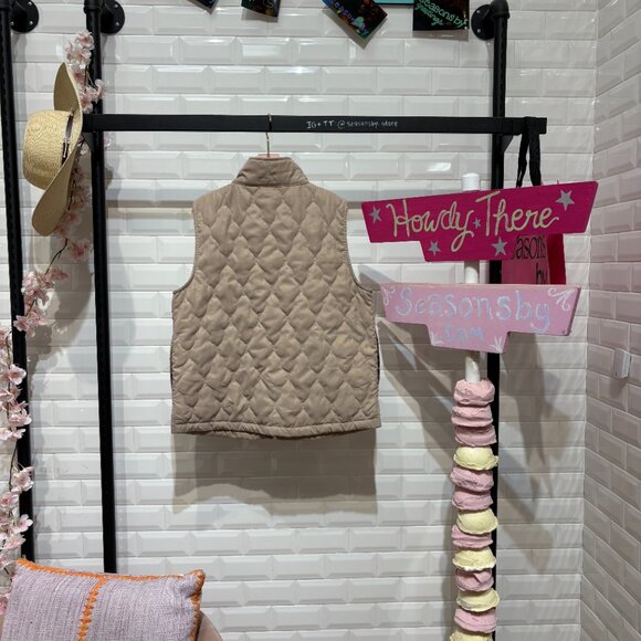 Quilted Zip-Up Vest- C5437 - Picture 2 of 2